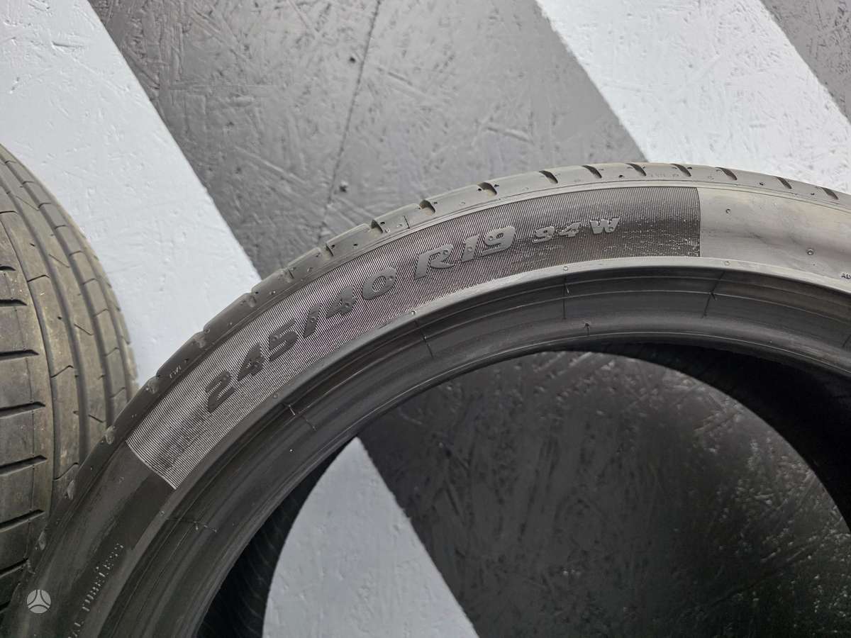 Pirelli P Zero, summer 245/40 R19
