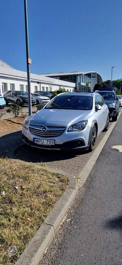 Opel Insignia, 2.0 l., Универсал