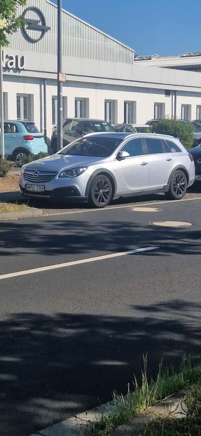 Opel Insignia, 2.0 l., Универсал