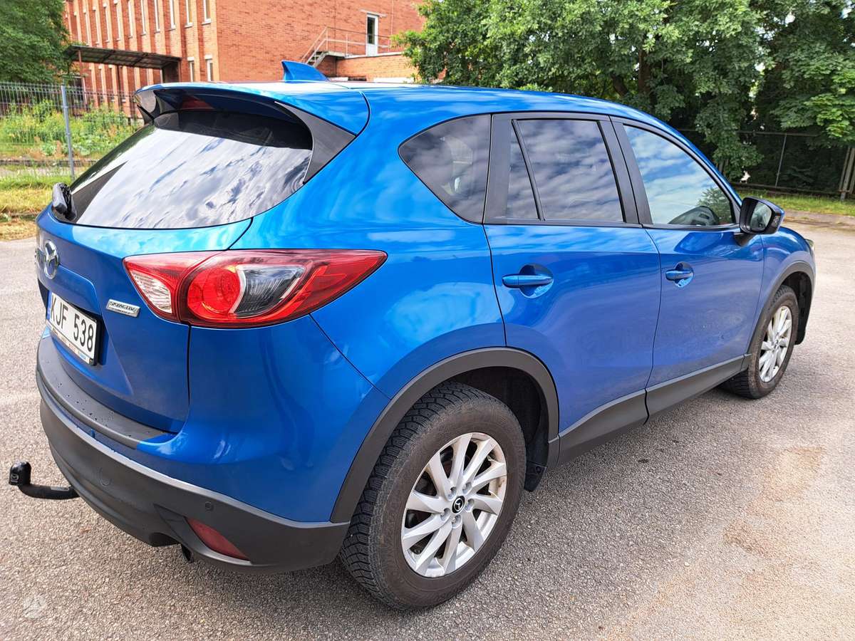 Mazda CX-5, 2.2 l., Внедорожник / Кроссовер
