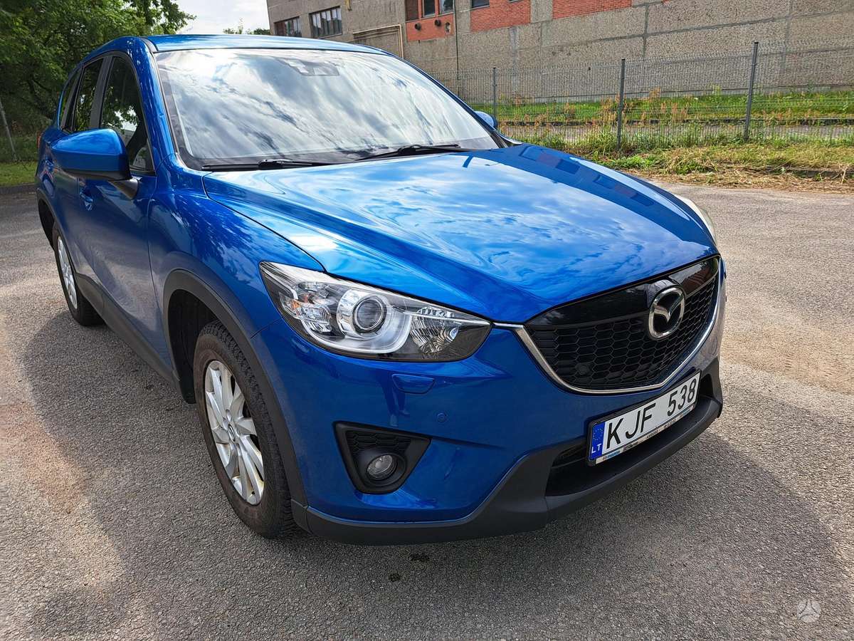 Mazda CX-5, 2.2 l., off-road / crossover