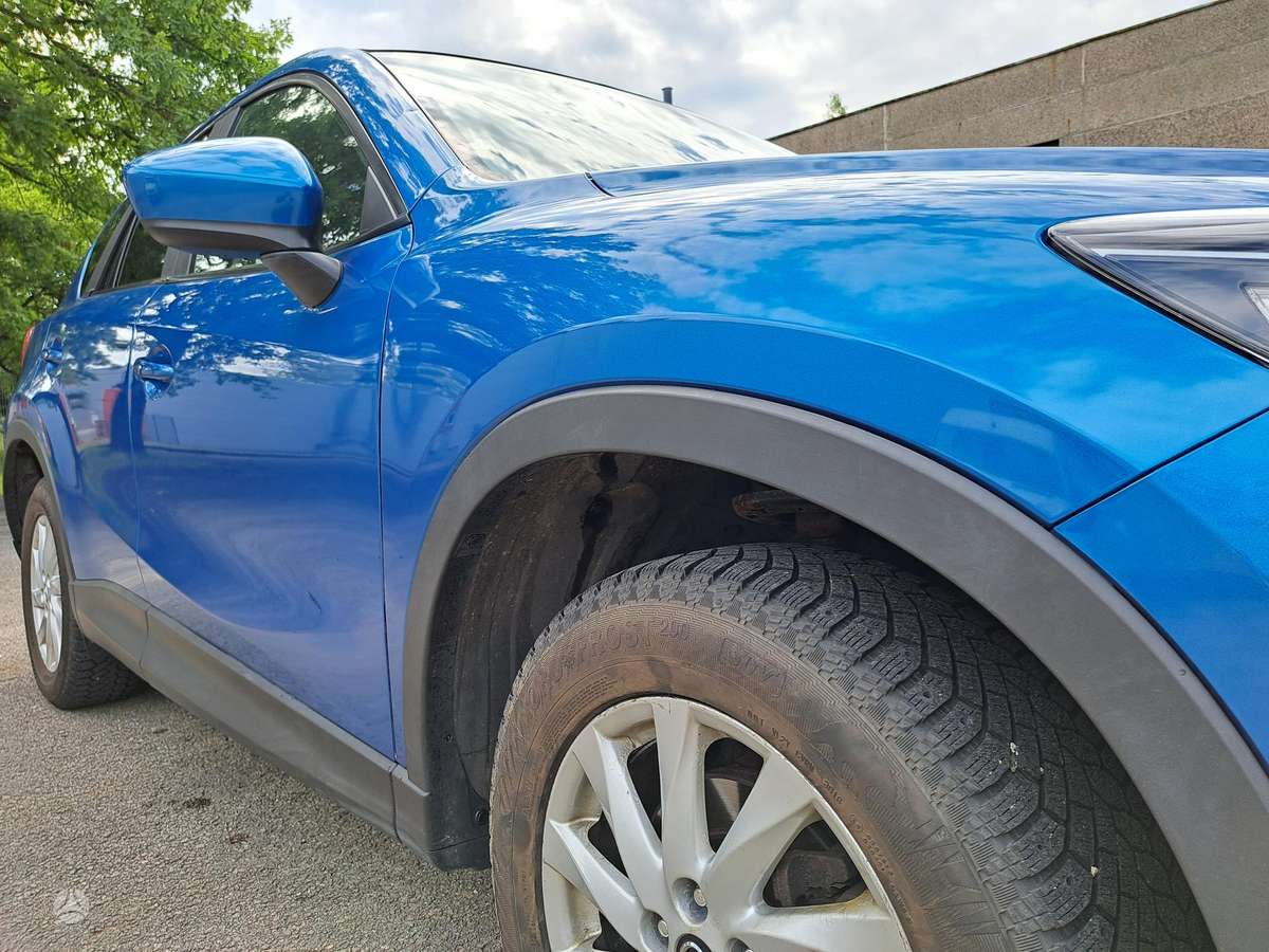 Mazda CX-5, 2.2 l., off-road / crossover