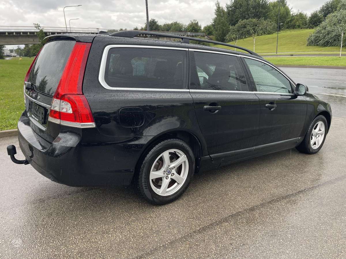 Volvo V70, 2.0 l., wagon