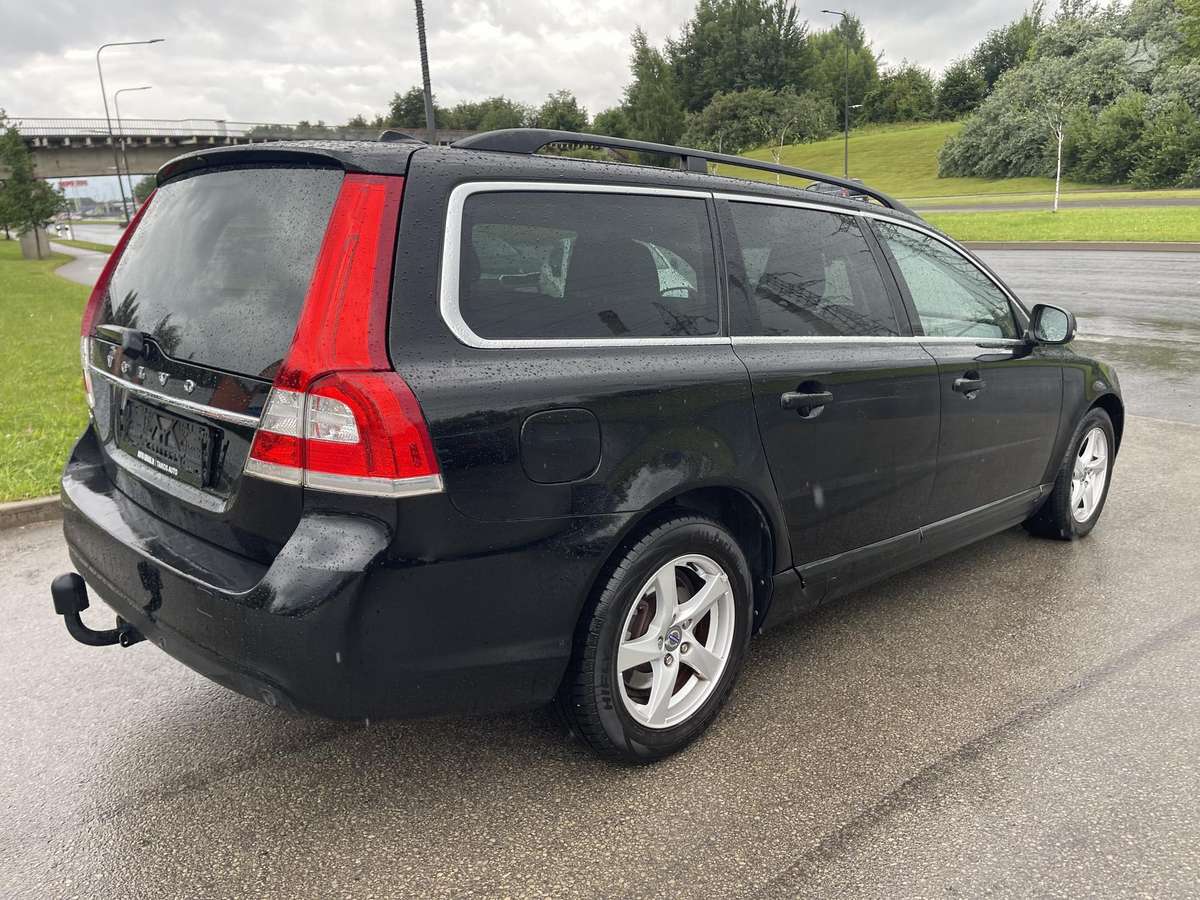 Volvo V70, 2.0 l., wagon