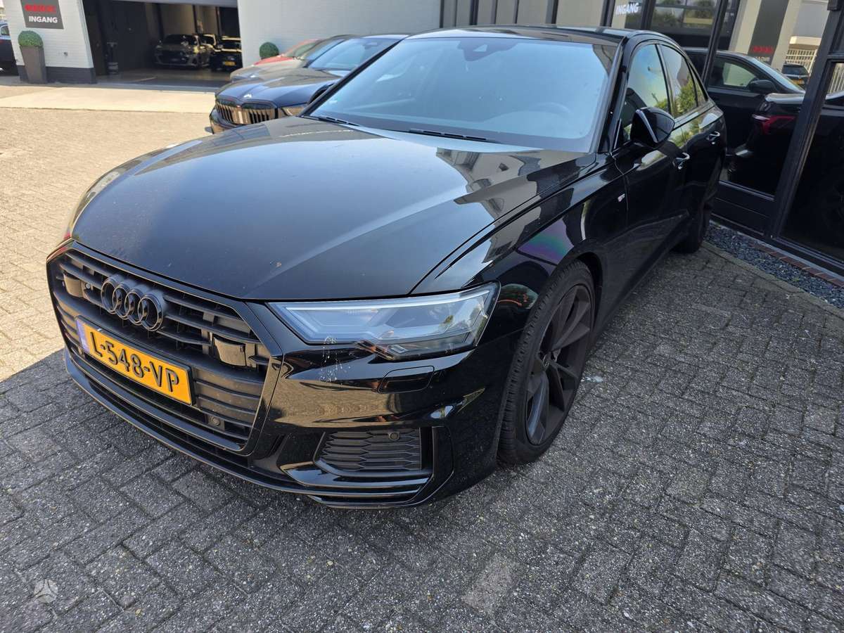 Audi A6, 2.0 l., Седан