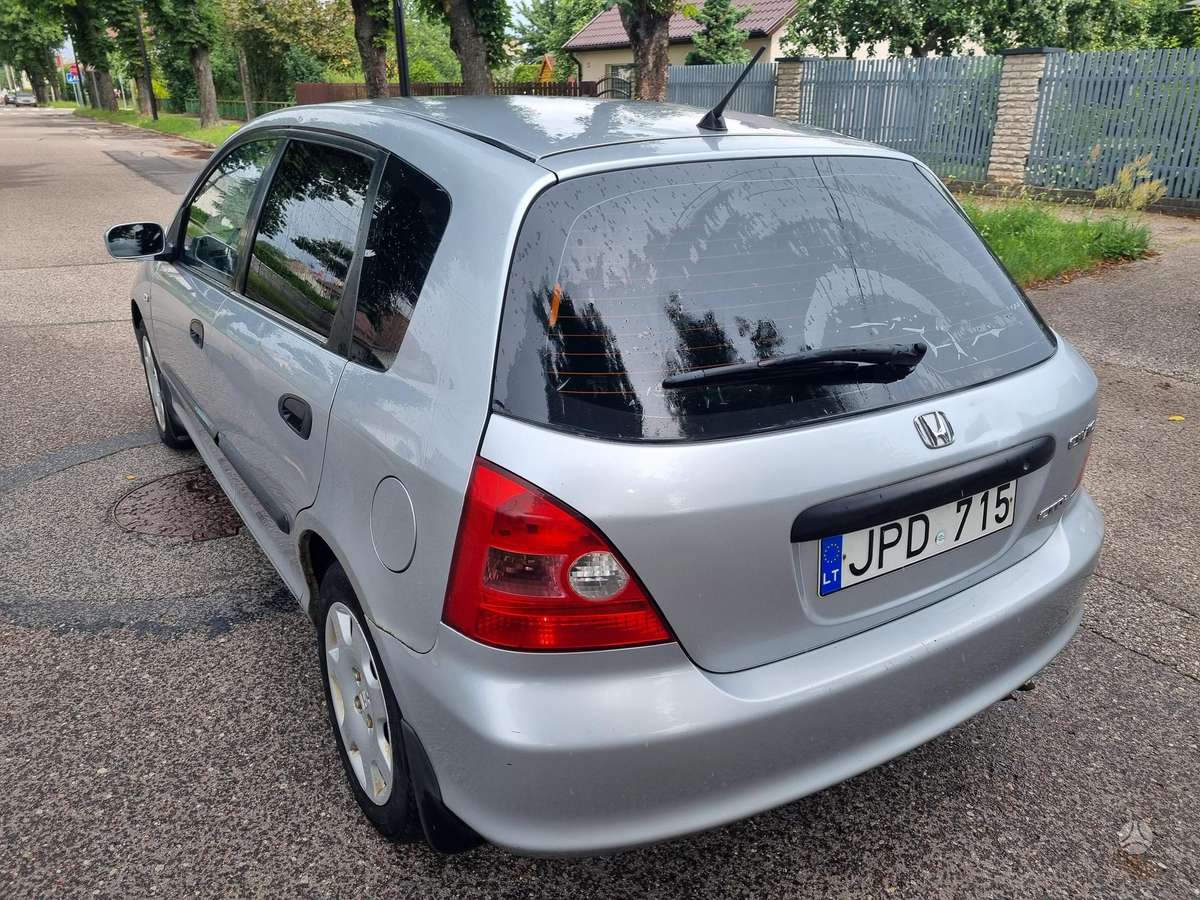 Honda Civic, 1.7 l., hatchback