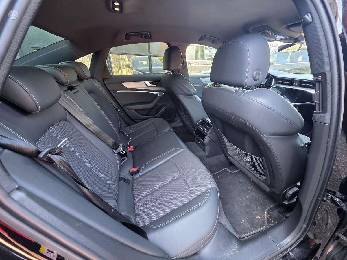 Audi A6, 2.0 l., Седан