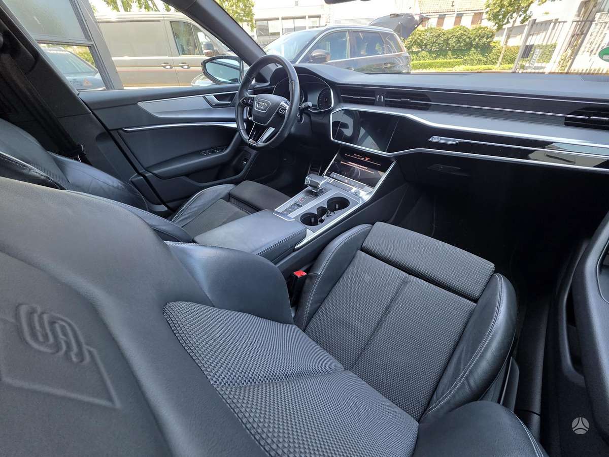 Audi A6, 2.0 l., Седан