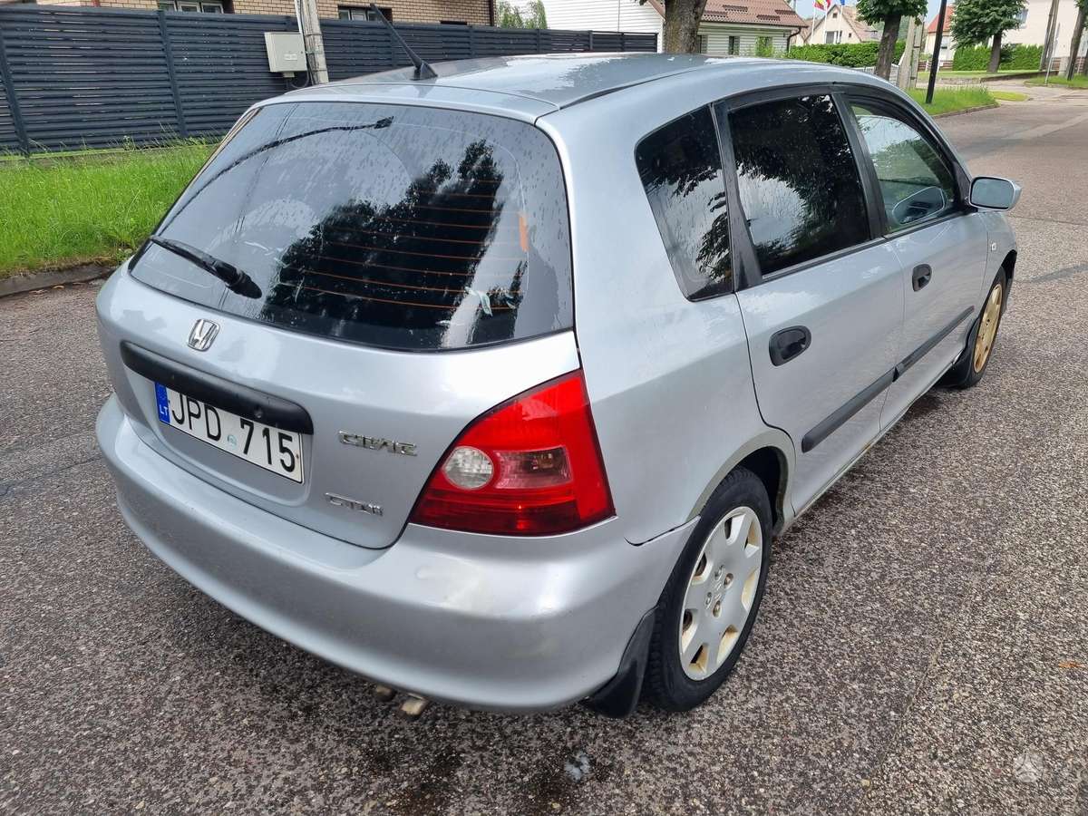 Honda Civic, 1.7 l., hatchback