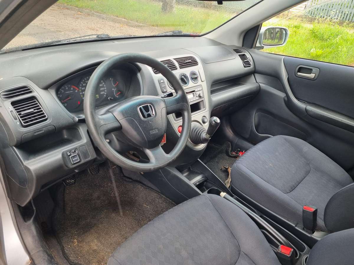 Honda Civic, 1.7 l., hatchback