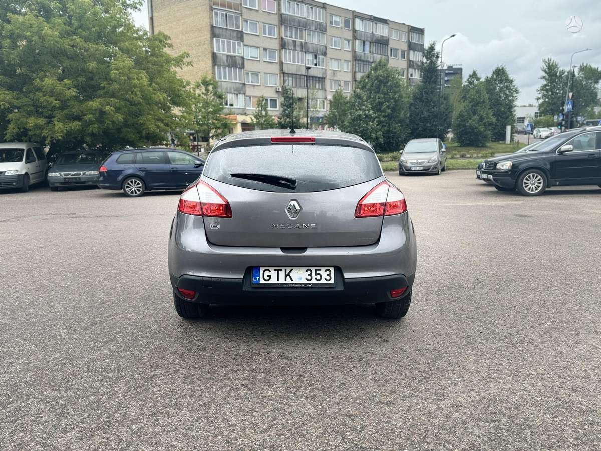 Renault Megane - 5
