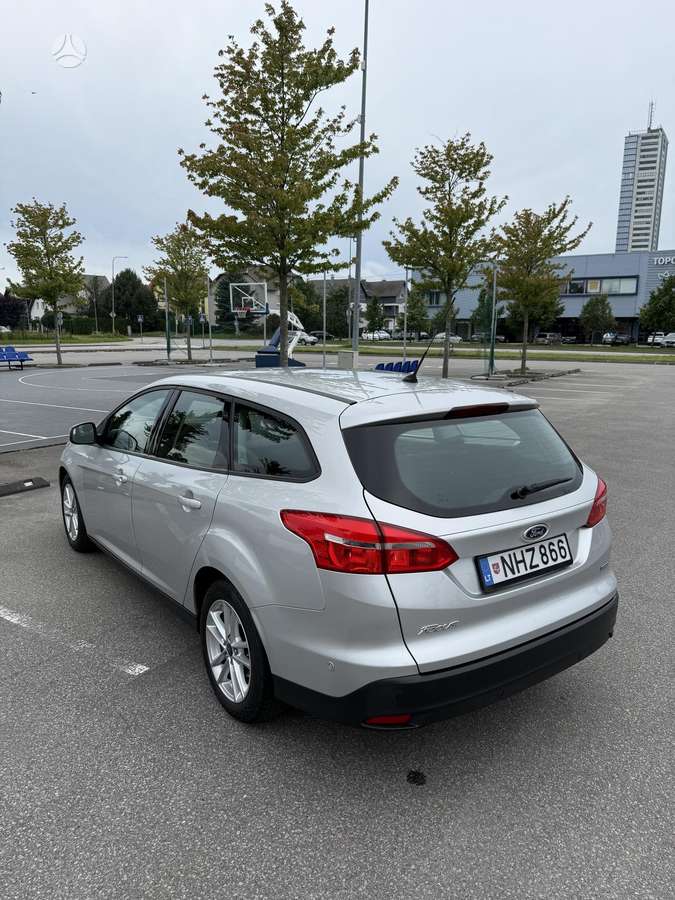 Ford Focus, 1.0 l., universalas