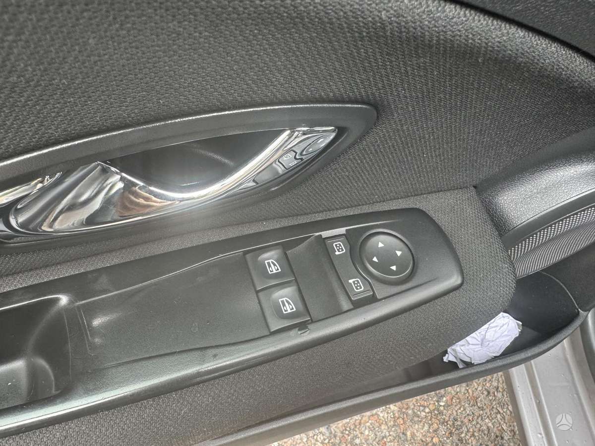 Renault Megane - 10