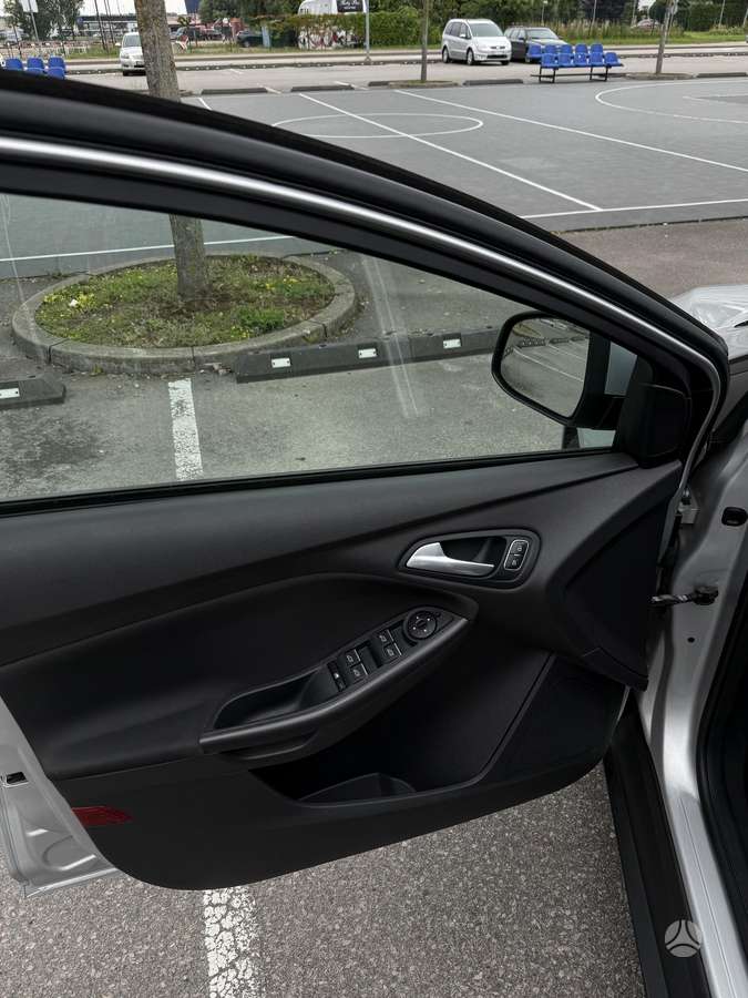 Ford Focus, 1.0 l., universalas