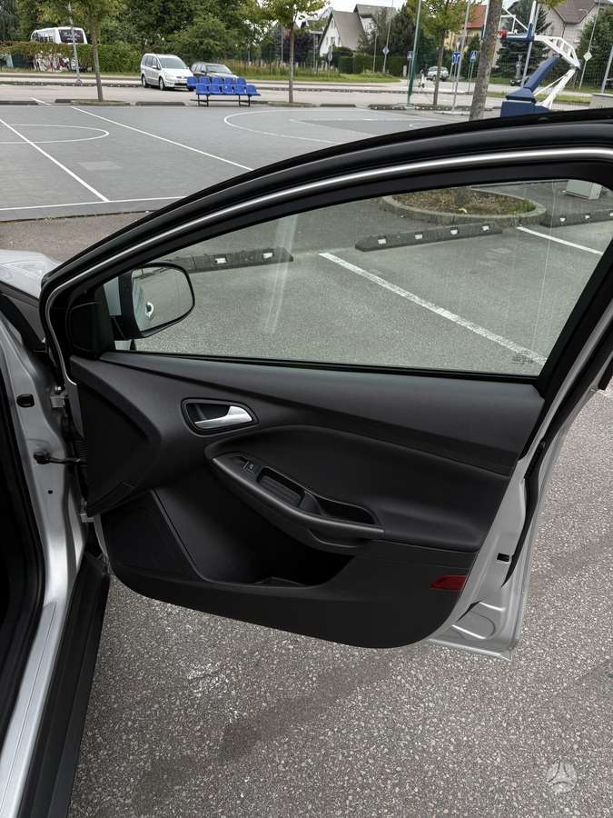 Ford Focus, 1.0 l., universalas
