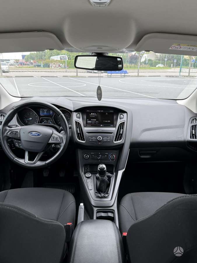 Ford Focus, 1.0 l., universalas