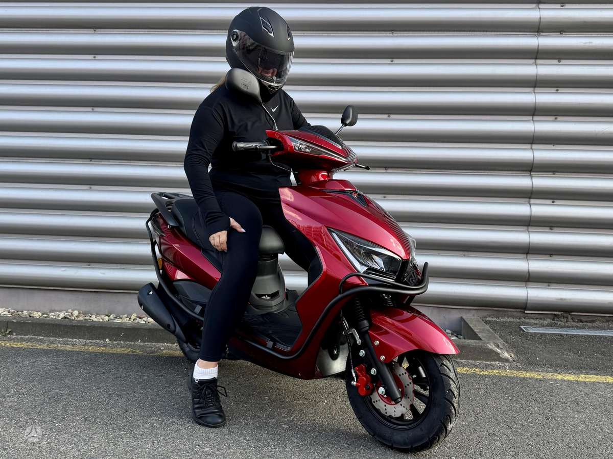 Yamaha Cygnus 49cc, мотороллеры / мопеды