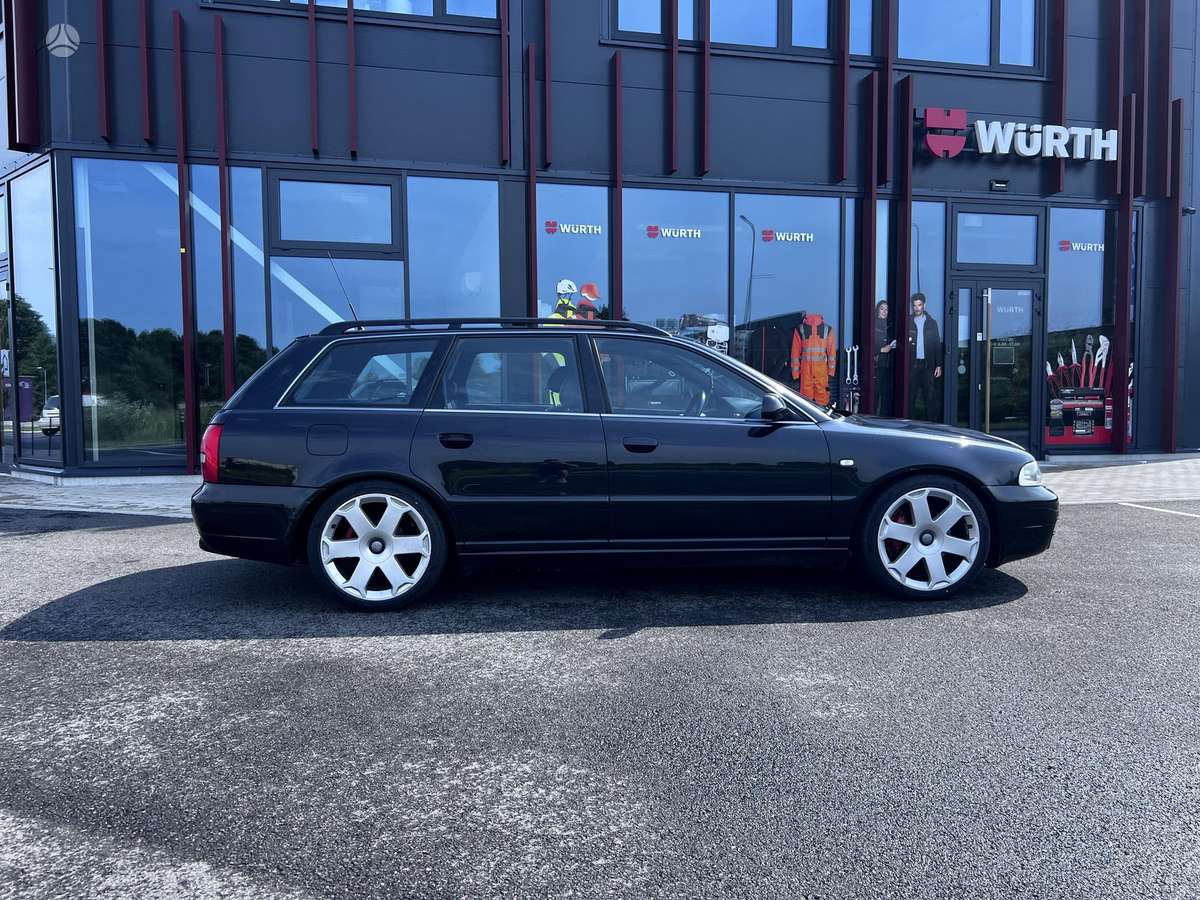 Audi S4, Универсал