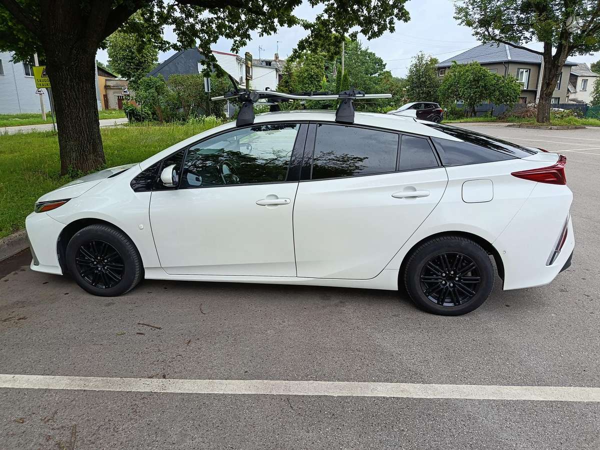 Toyota Prius Prime - 4