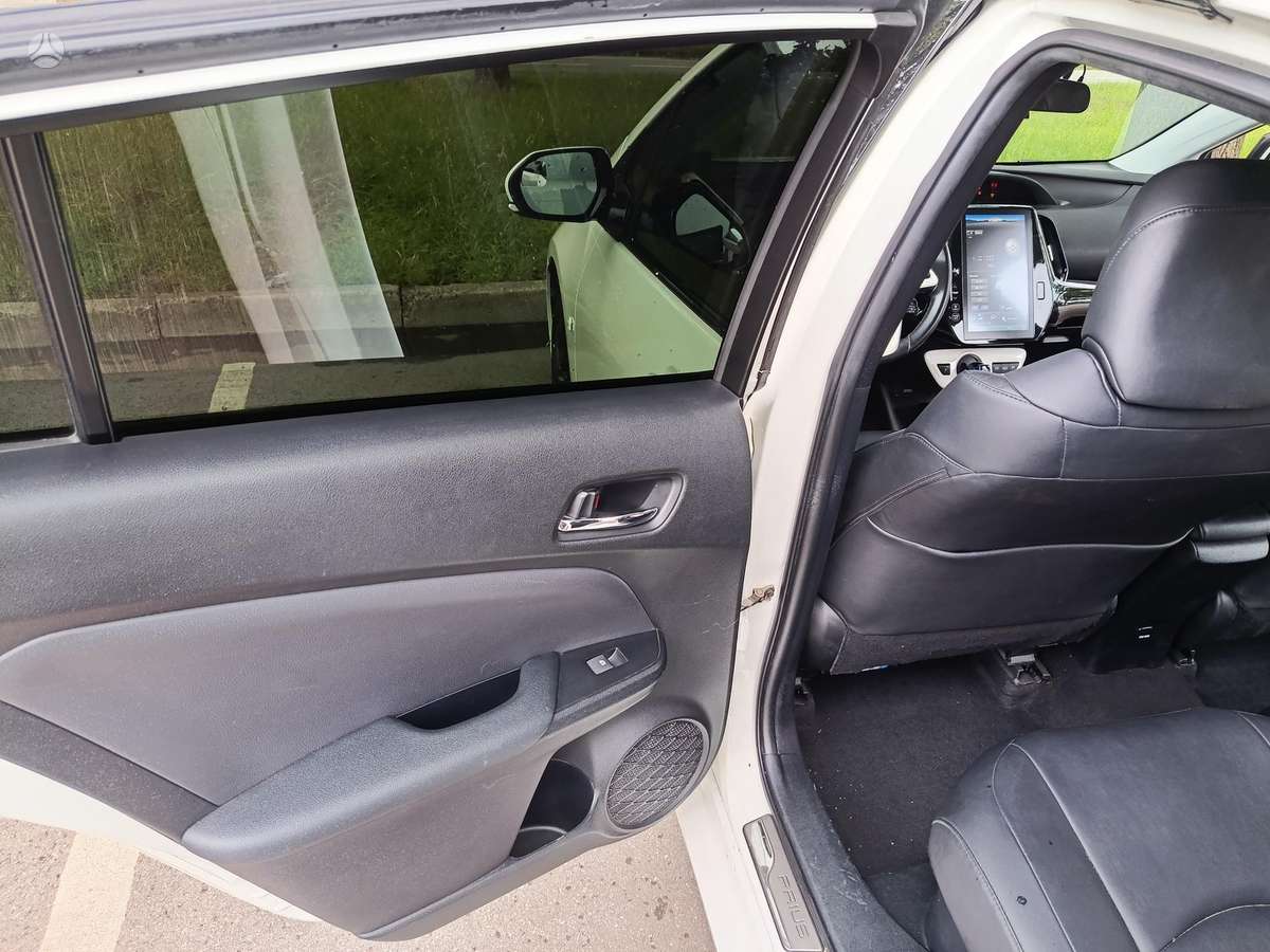 Toyota Prius Prime - 7
