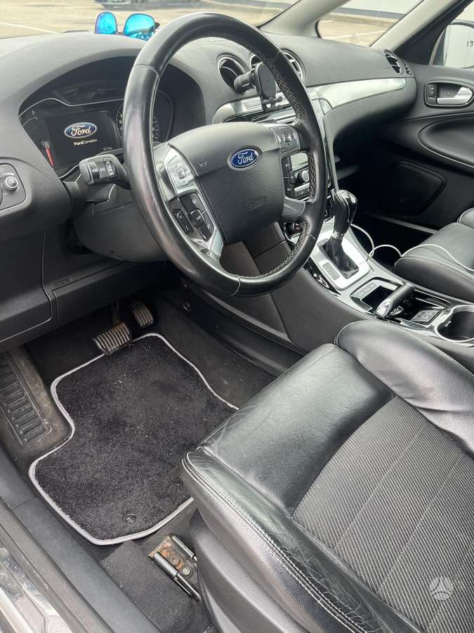 Ford S-MAX, 2.0 l., hatchback