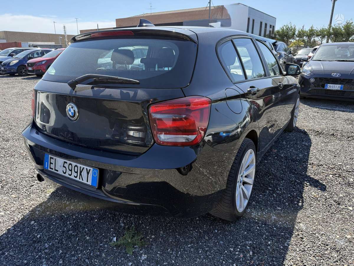 BMW 116, 2.0 l., hatchback