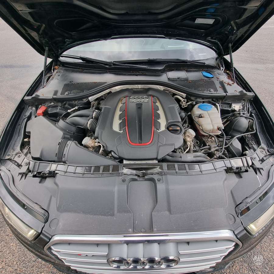 Audi S6, 4.0 l., Седан