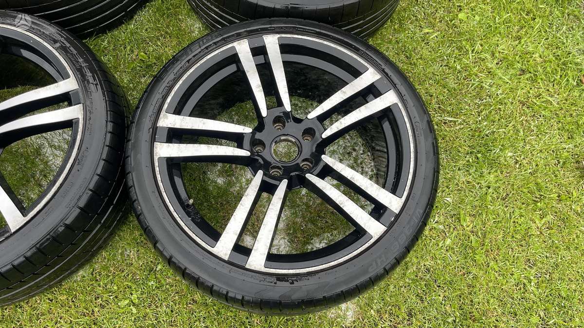 Porsche Cayenne, lengvojo lydinio, R22