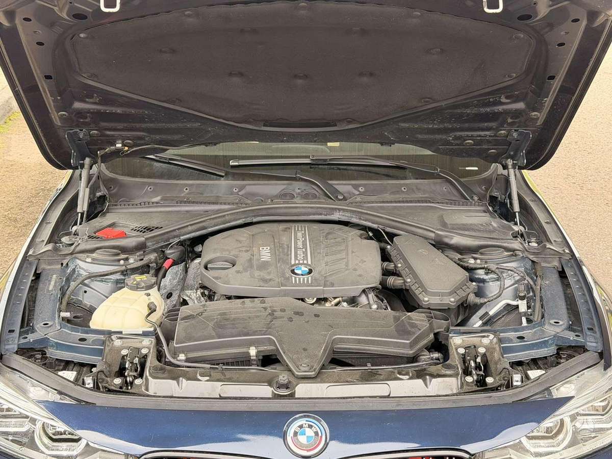 BMW 320, 2.0 l., wagon