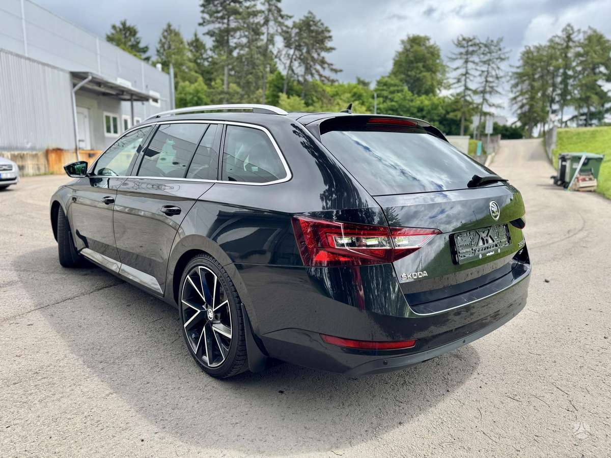Skoda Superb, 2.0 l., Универсал