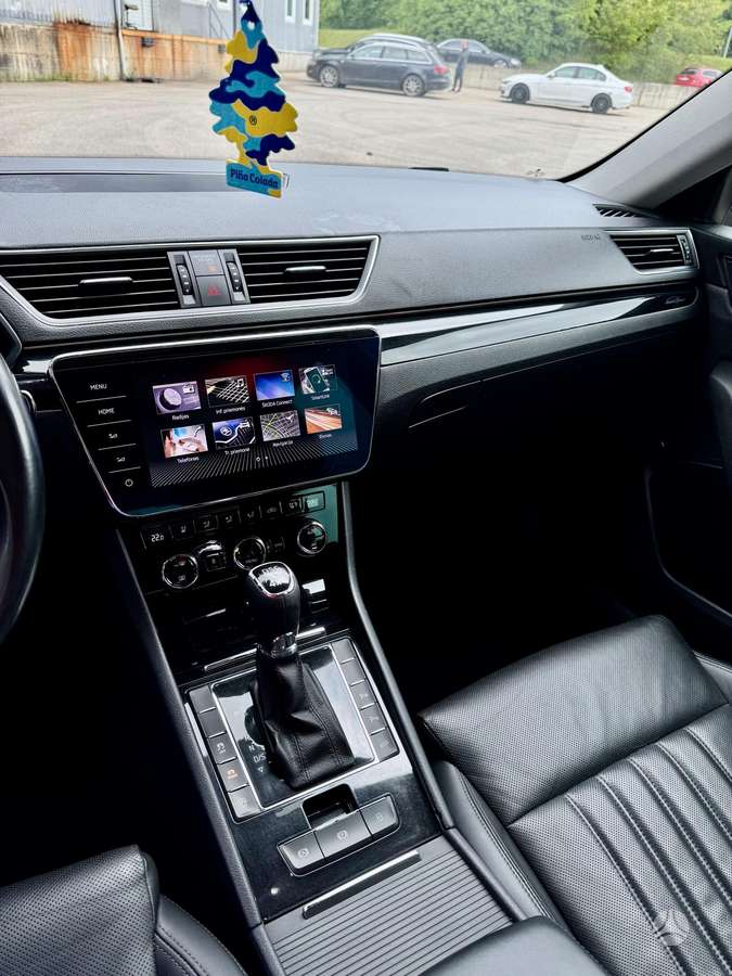 Skoda Superb, 2.0 l., Универсал