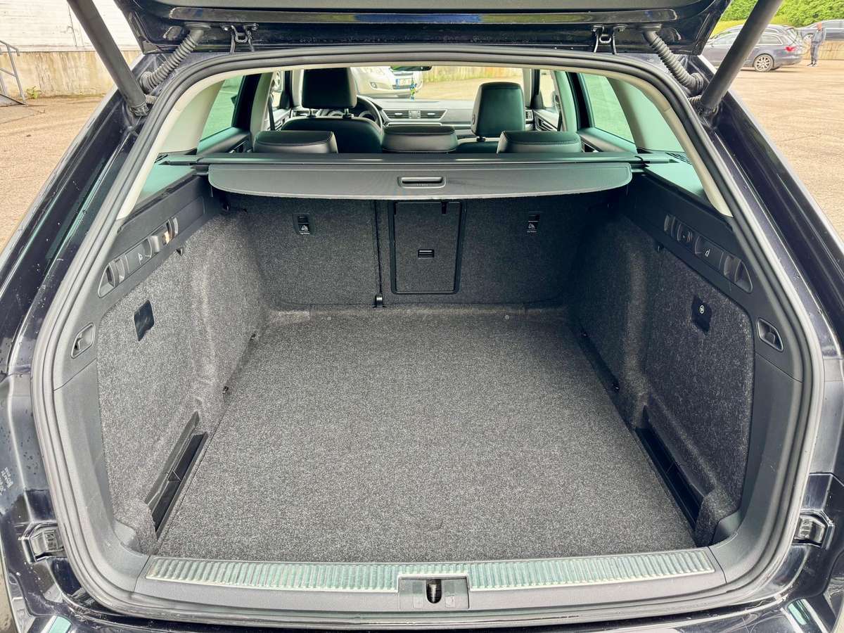 Skoda Superb, 2.0 l., Универсал