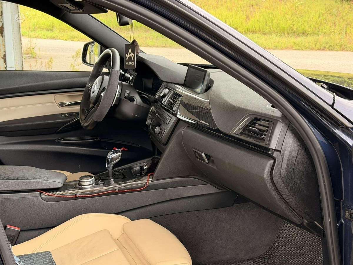 BMW 320, 2.0 l., wagon