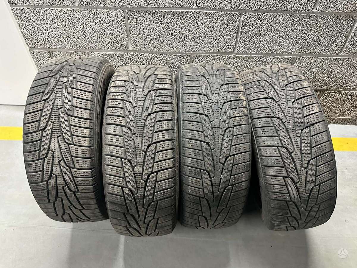 Marshal Studless, winter 205/55 R16