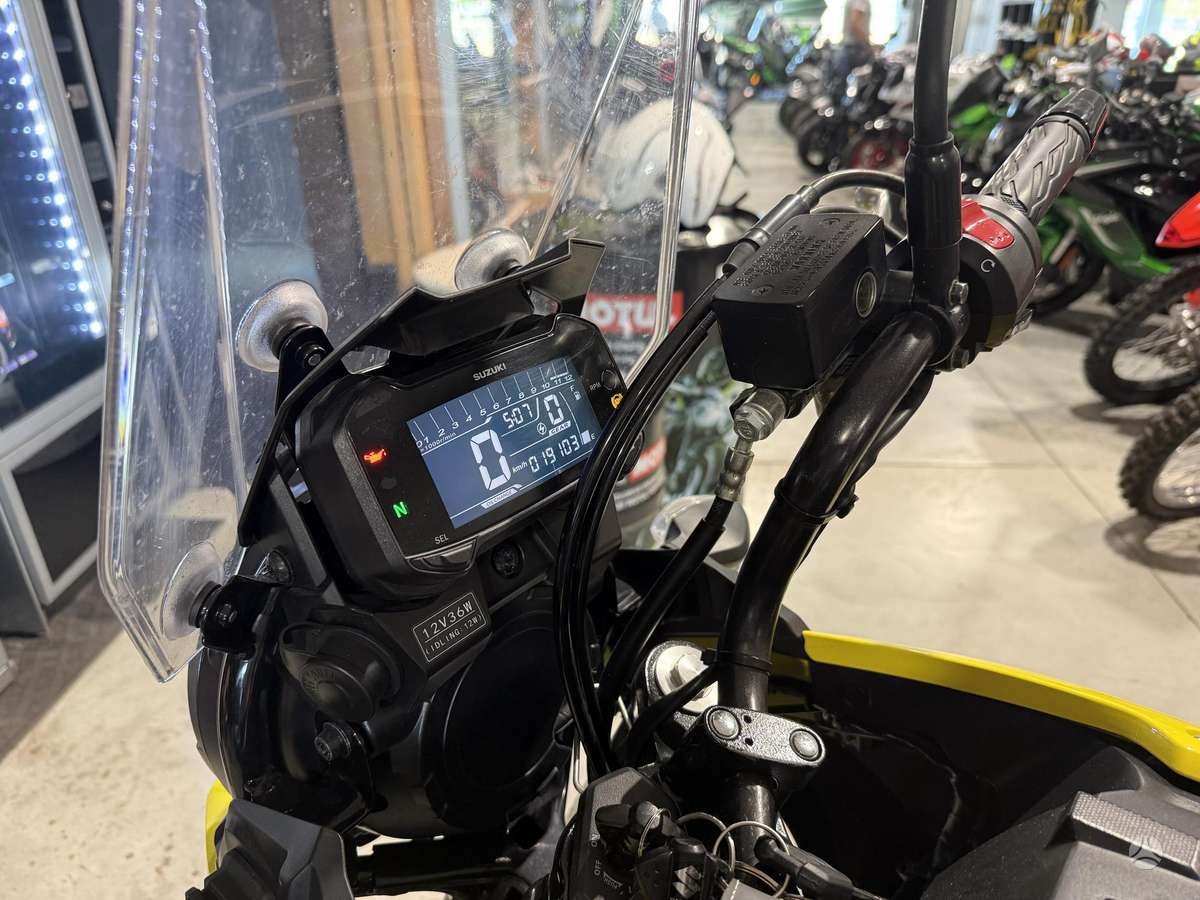 Suzuki DL (V-Strom) 250cc, enduro / adventure
