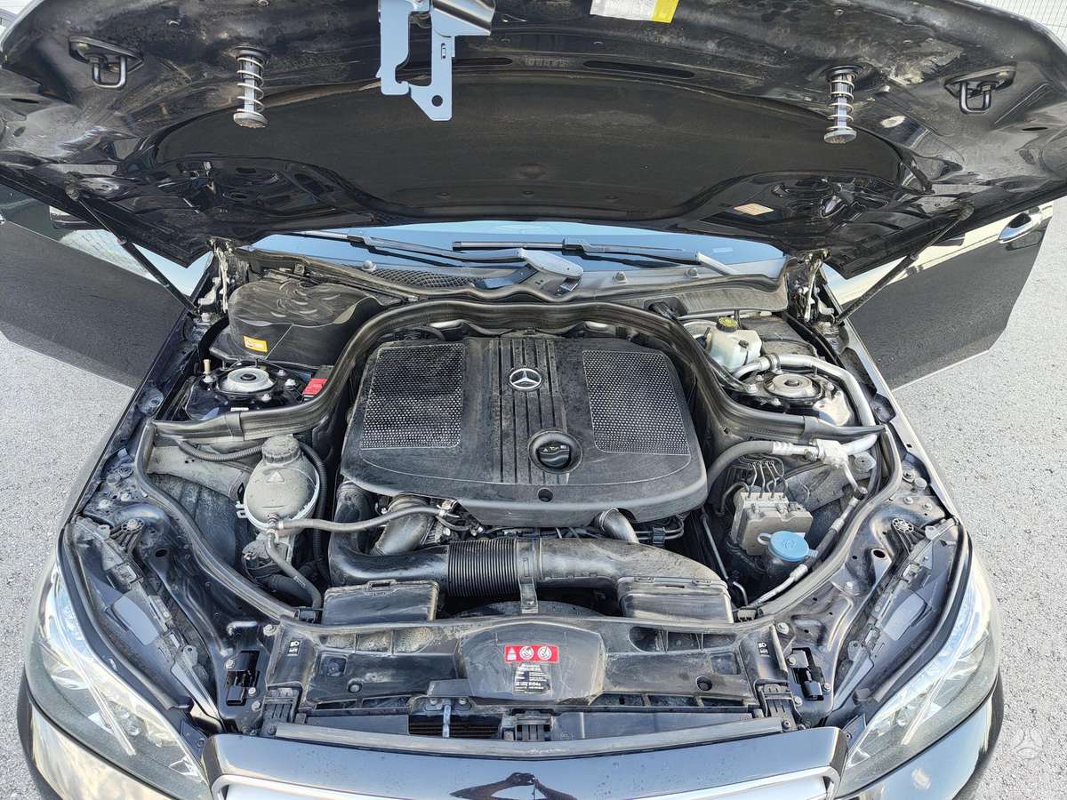 Mercedes-Benz E220, 2.1 l., wagon