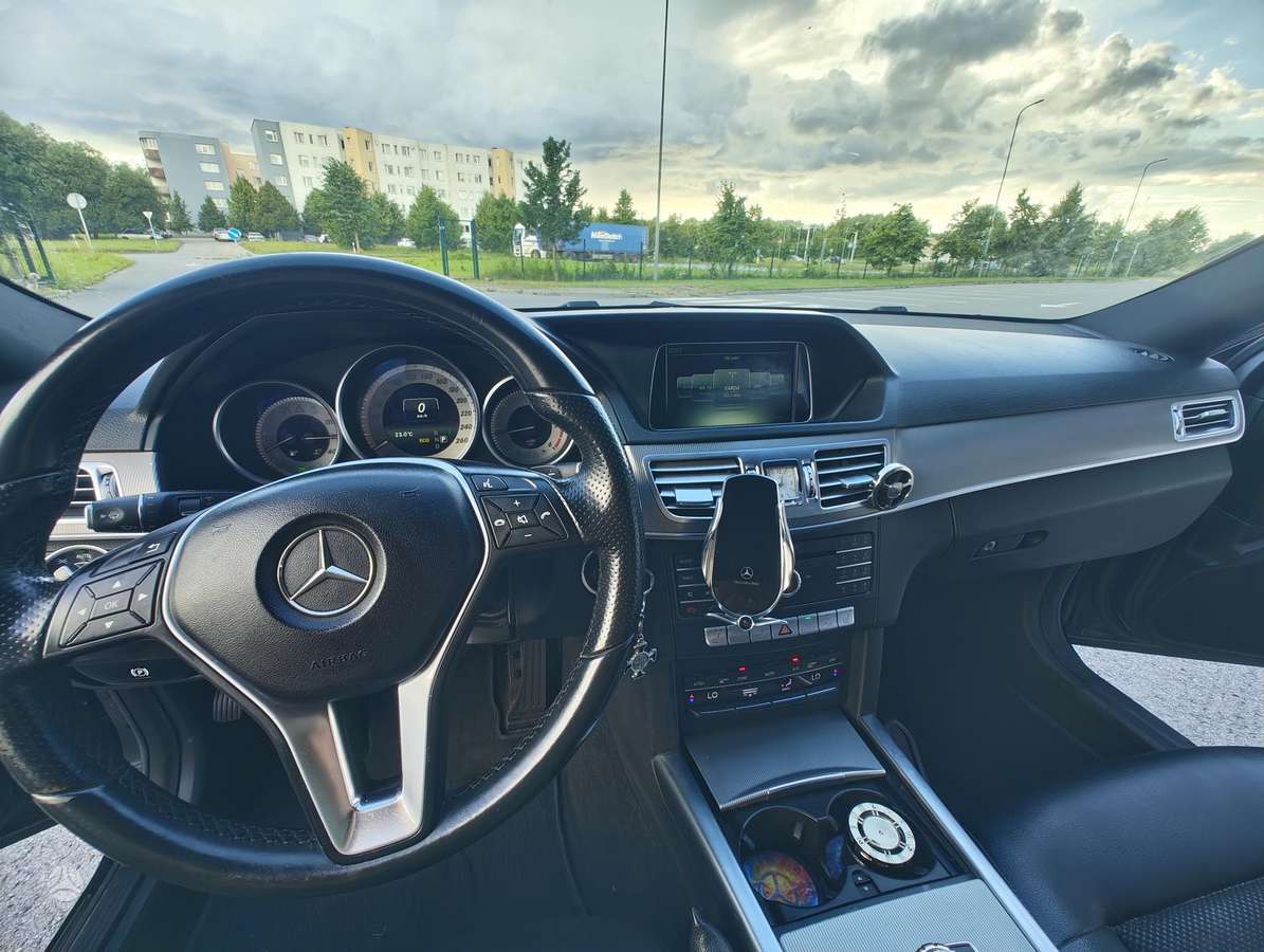 Mercedes-Benz E220, 2.1 l., wagon