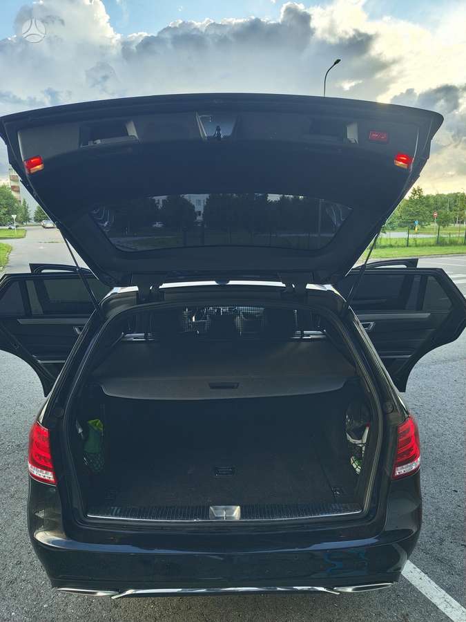 Mercedes-Benz E220, 2.1 l., wagon
