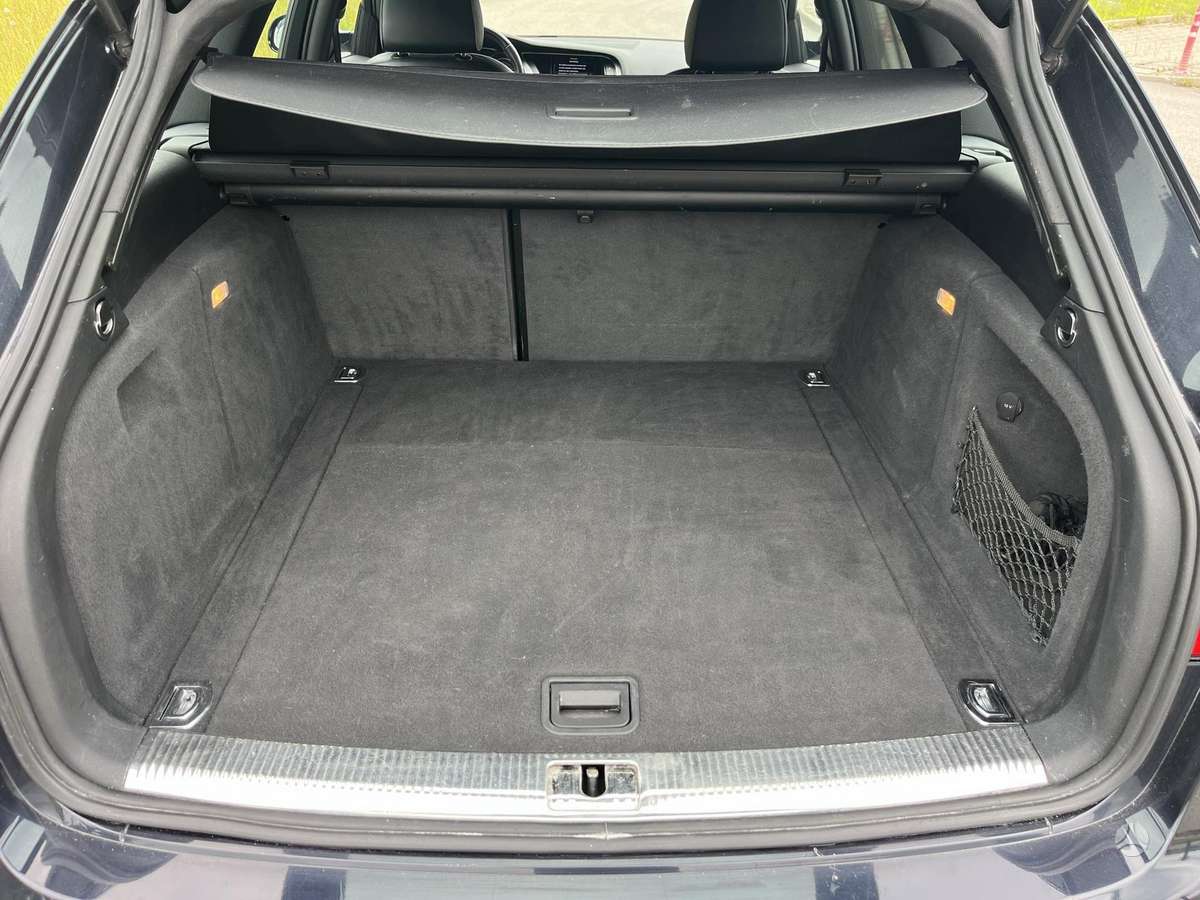 Audi A4, 1.8 l., Универсал