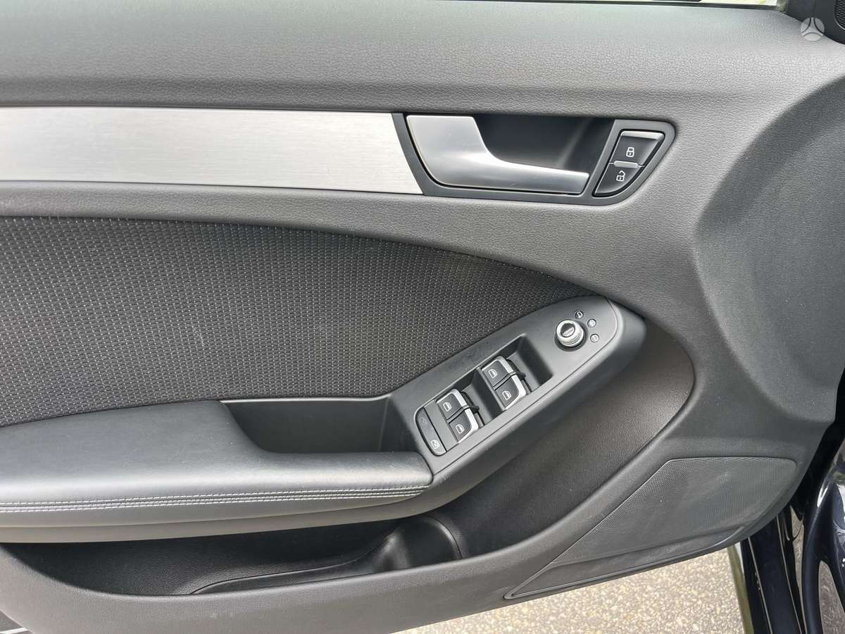 Audi A4, 1.8 l., Универсал