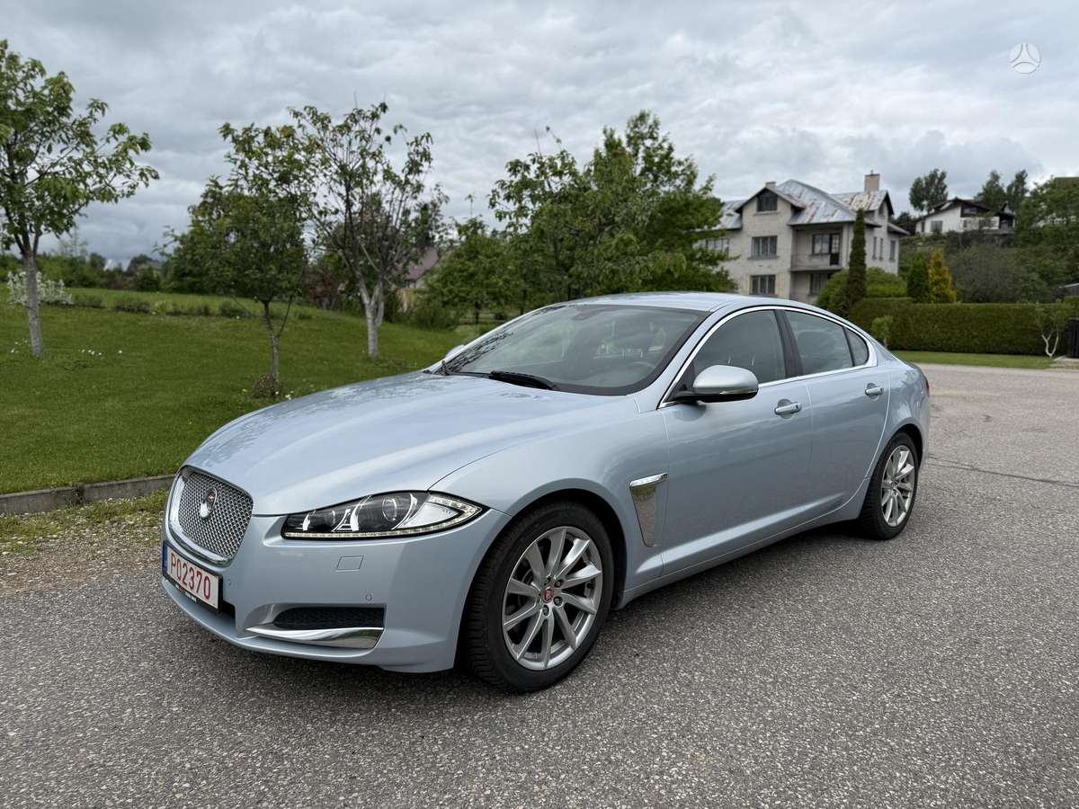 Jaguar XE, 2.2 l., Седан