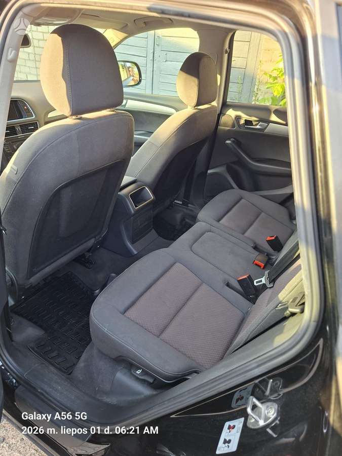 Audi Q5, 2.0 l., off-road / crossover
