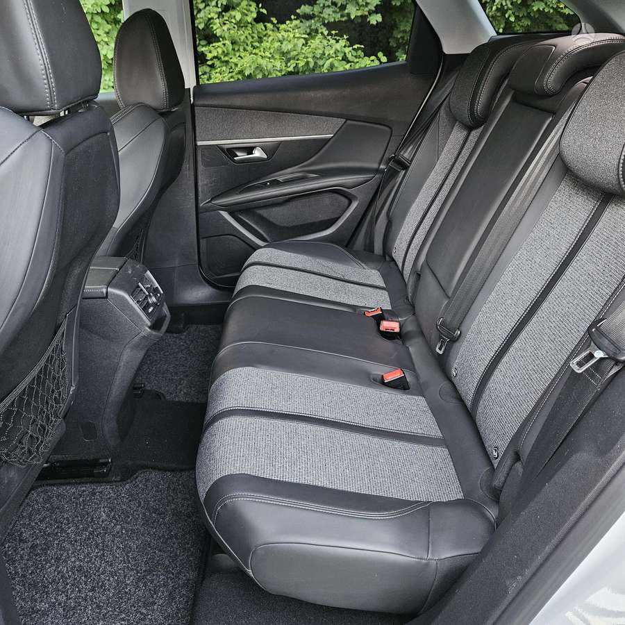 Peugeot 3008 - 12