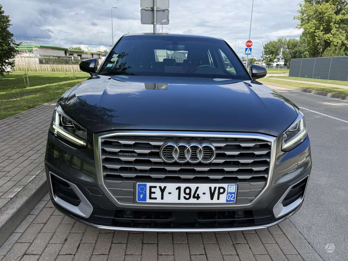 Audi Q2, 2.0 l., off-road / crossover