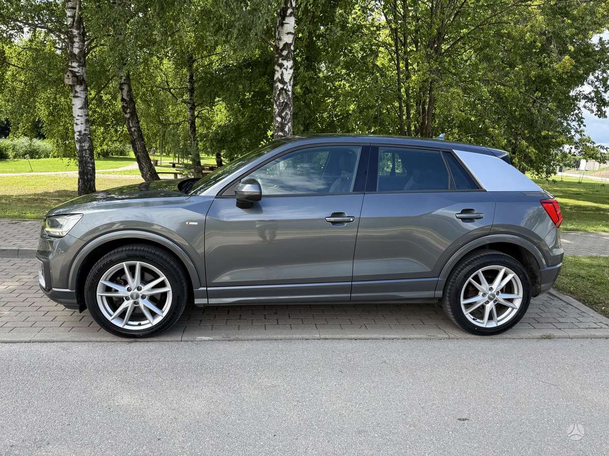 Audi Q2, 2.0 l., off-road / crossover