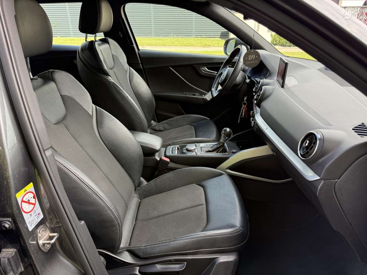 Audi Q2, 2.0 l., Внедорожник / Кроссовер