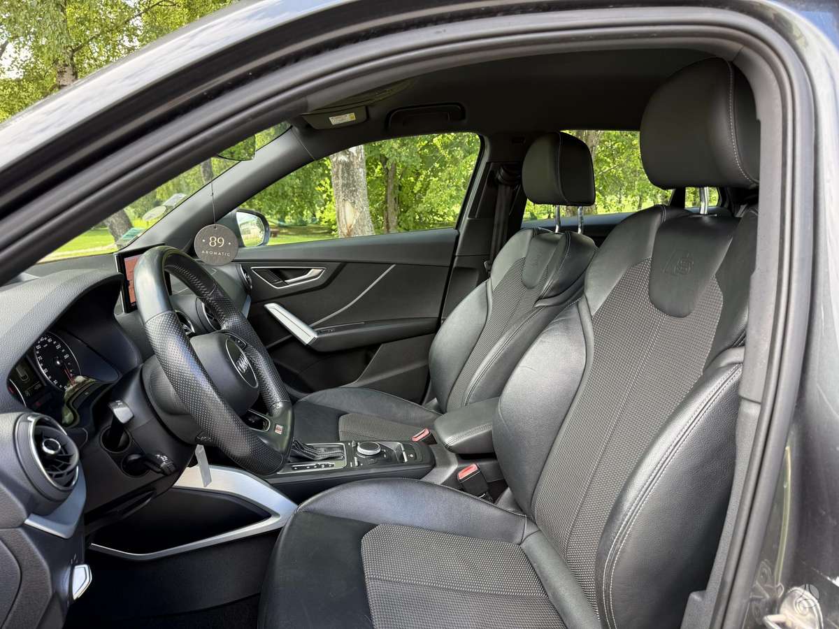 Audi Q2, 2.0 l., Внедорожник / Кроссовер