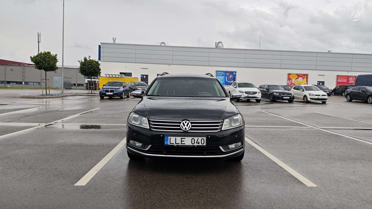 Volkswagen Passat - 8