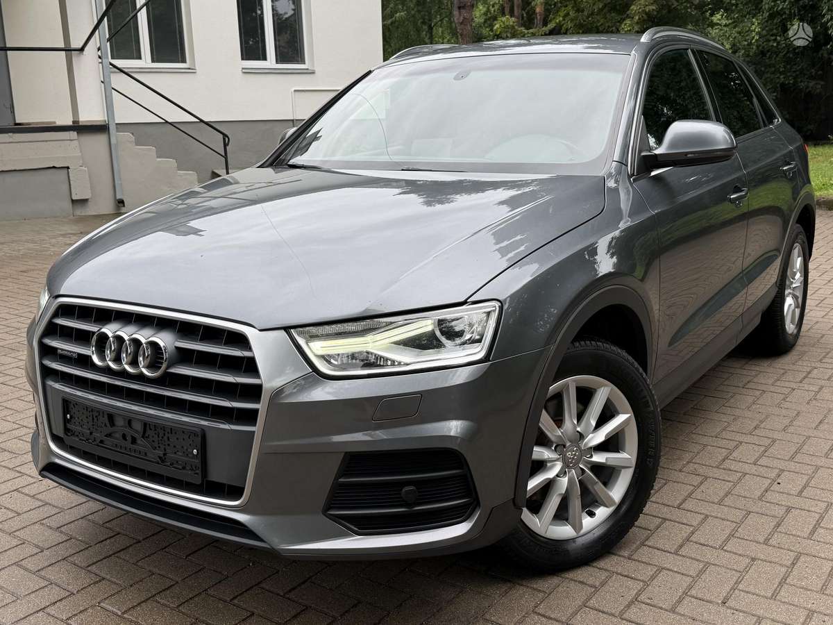 Audi Q3, 2.0 l., off-road / crossover