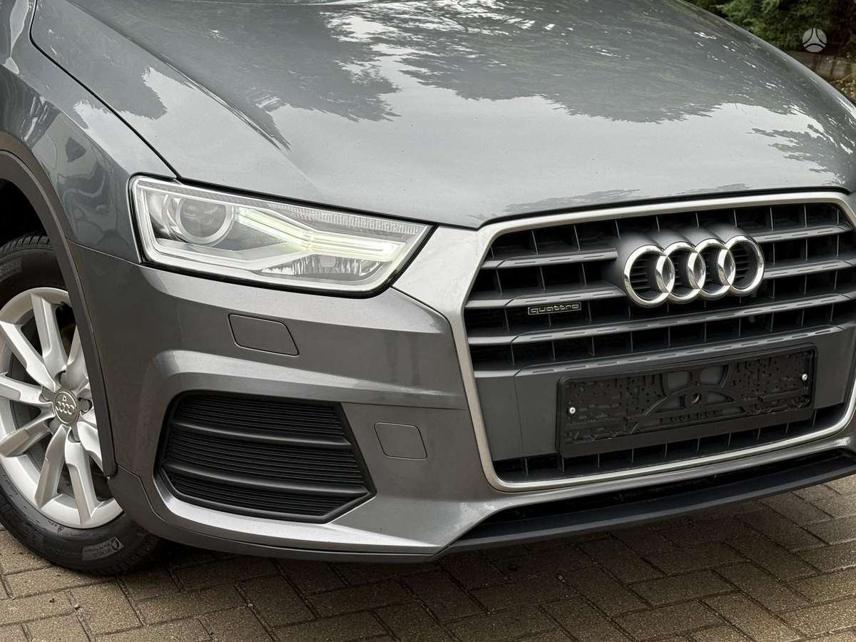 Audi Q3, 2.0 l., off-road / crossover